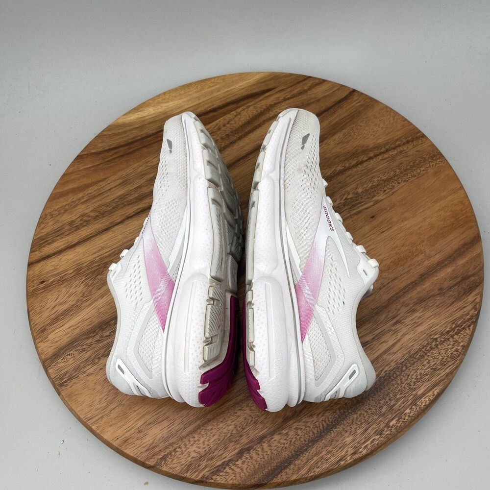 Brooks Ghost 15 Shoes Womens Size 8 B White Running Comfort Walking Sneakers Gym - Picture 6 of 9